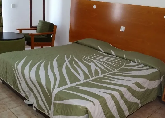 Agrino Aparthotel 3*