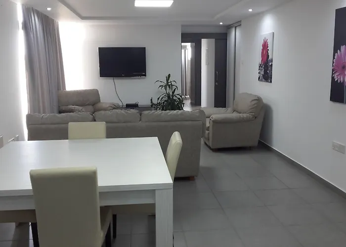 Agrino Aparthotel 3*