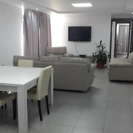 Agrino Lejlighedshotel