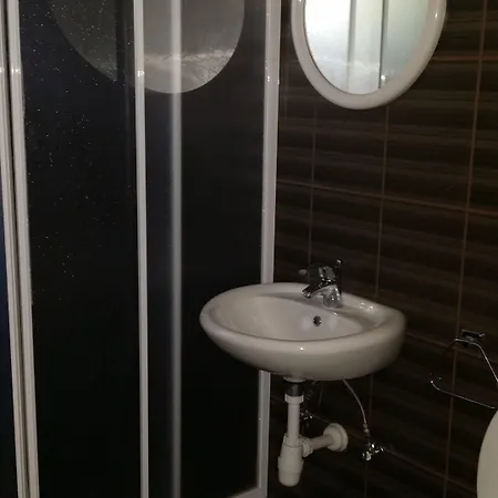 Agrino Aparthotel 3*