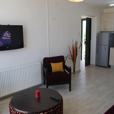 Agrino Aparthotel